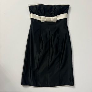 MODA INTERNATIONAL BLACK & WHITE STRAPLESS DRESS WITH BOW